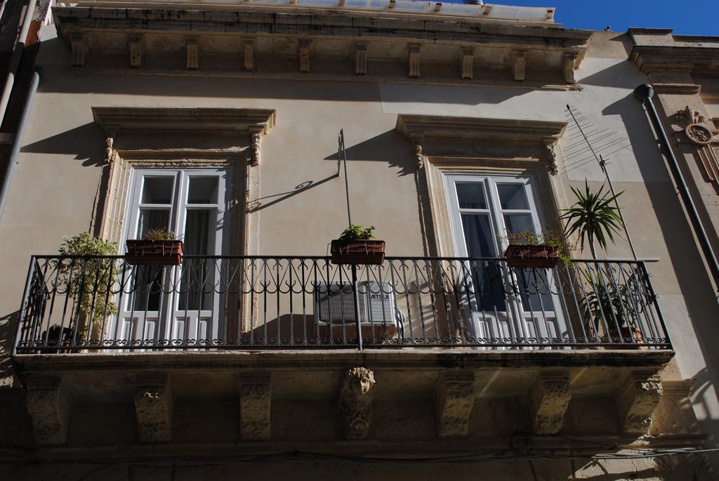 Casa Azzurra Apartment Сиракуза Екстериор снимка